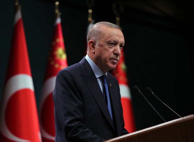 Cumhurbaşkanı Erdoğan: Fiyatlar balon sönecek