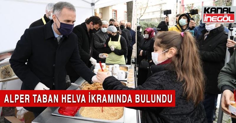 REGAİP KANDİLİ HELVA İKRAMLARIYLA TATLANDI