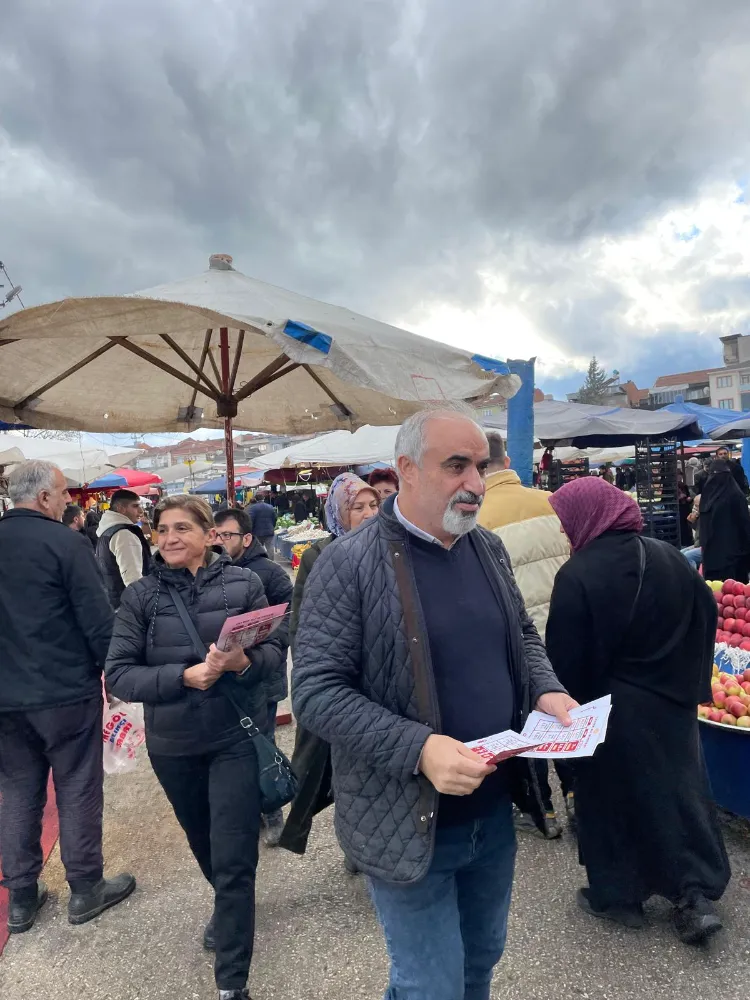 CHP İnegöl İlçe Başkanlığı Asgari Ücret Talebi İçin Halkın Arasında