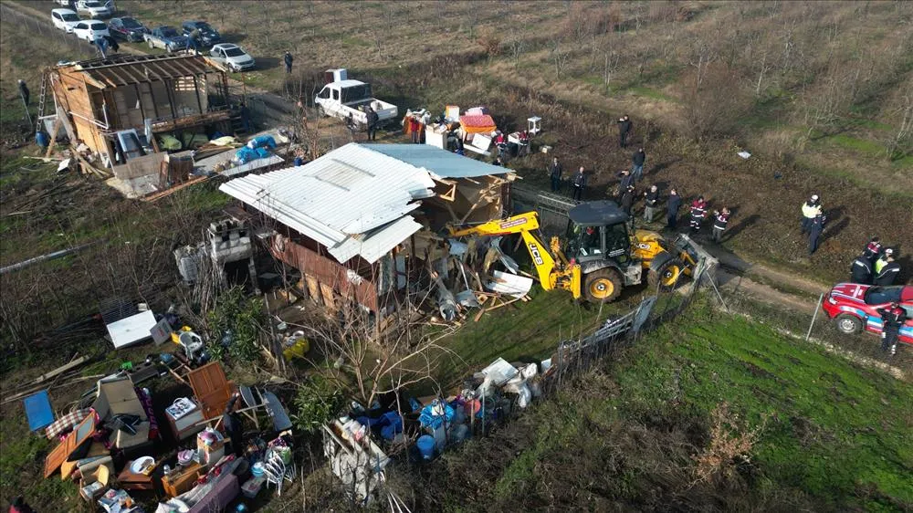 Kaçak Yapılar Bir Bir Ortadan Kaldırılıyor