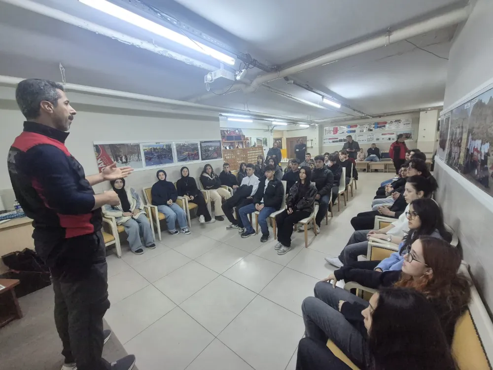 Genç indak resmen kuruldu! İlk eğitime ilgi yoğun