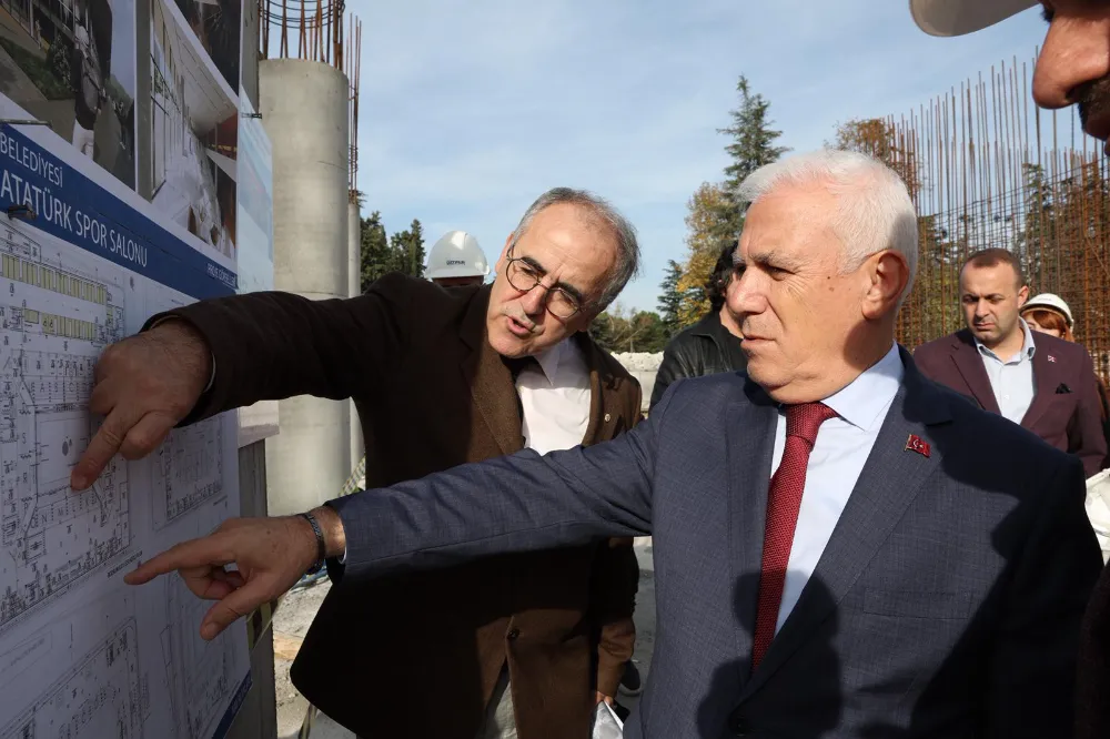 Atatürk Spor Salonu hızla yükseliyor