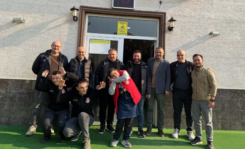 İnegöl Beşiktaşlılar Derneği’nden Engelliler Günü İçin Anlamlı Ziyaret