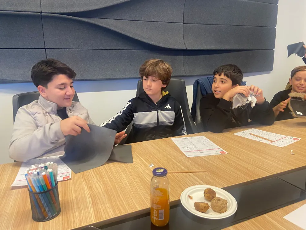  Çilek’te geleceğin tasarımcıları iş başında!