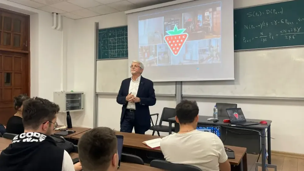 Muzaffer Çilek, Boğaziçi Üniversitesi’nde Gençlerle Buluştu