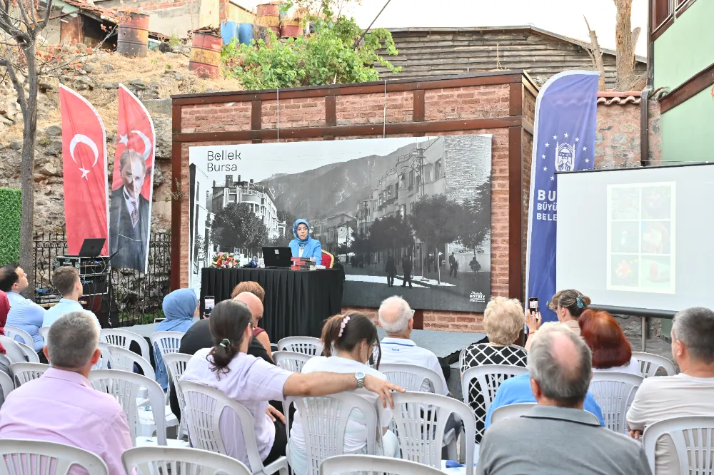 ‘Kent Tarihi Söyleşileri’nin son konuğu Ayşe Özkan Emanet oldu
