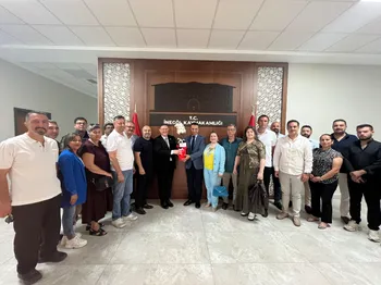 Yeni Parti'den çifte ziyaret